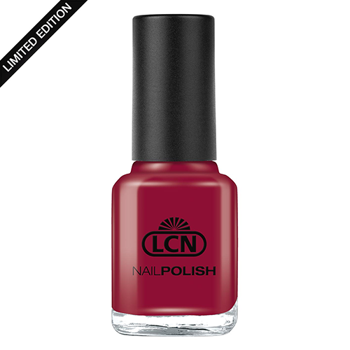 LCN Nail Polish | Outfit of the Day - Muque